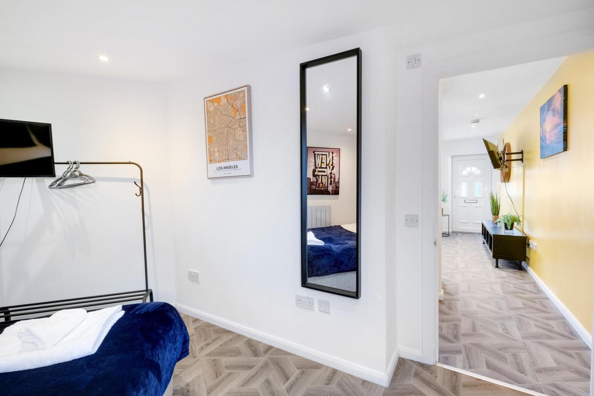 Kings House Apartment Hayes, West London Apt A Northolt  المظهر الخارجي الصورة